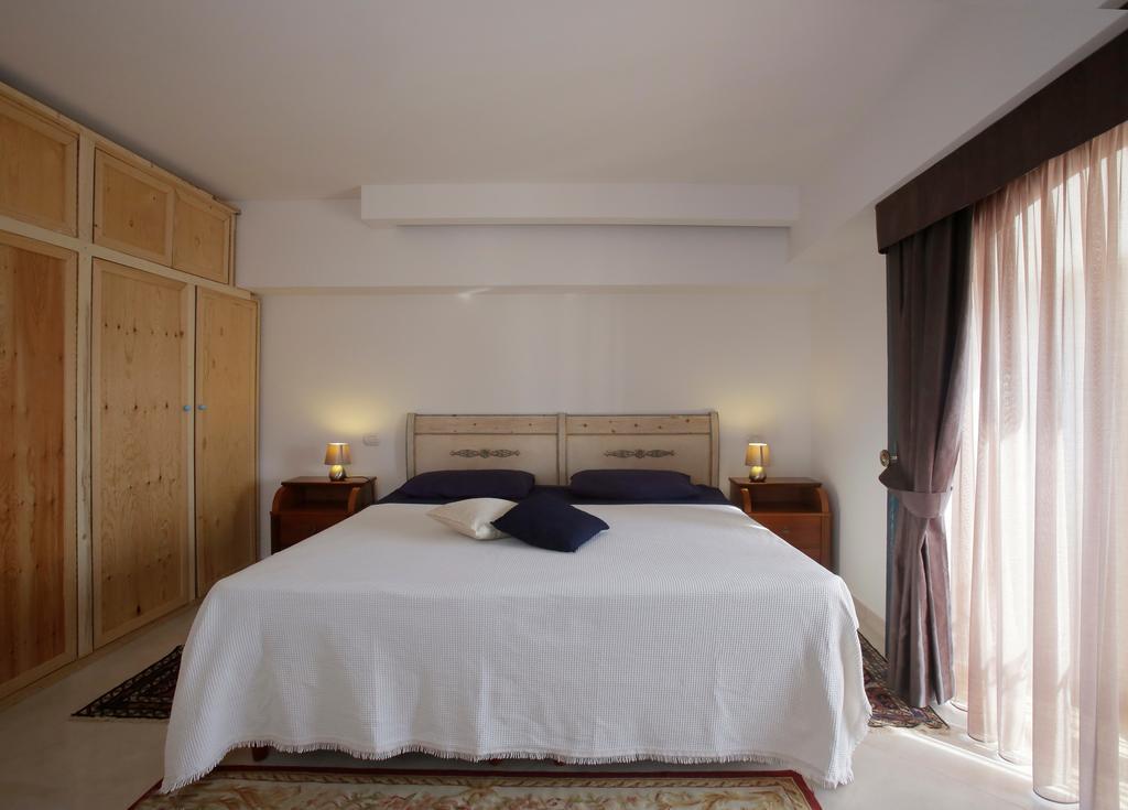 Casa Costa Apartment Таормина Стая снимка