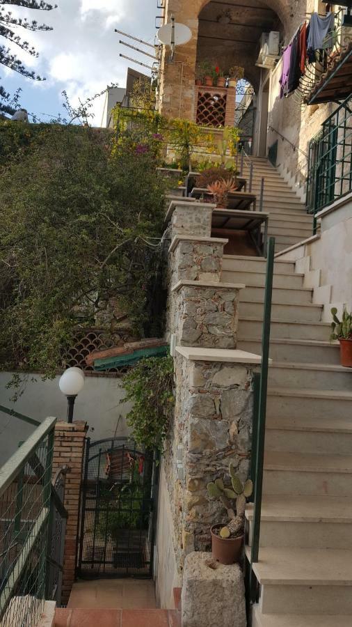 Casa Costa Apartment Таормина Екстериор снимка